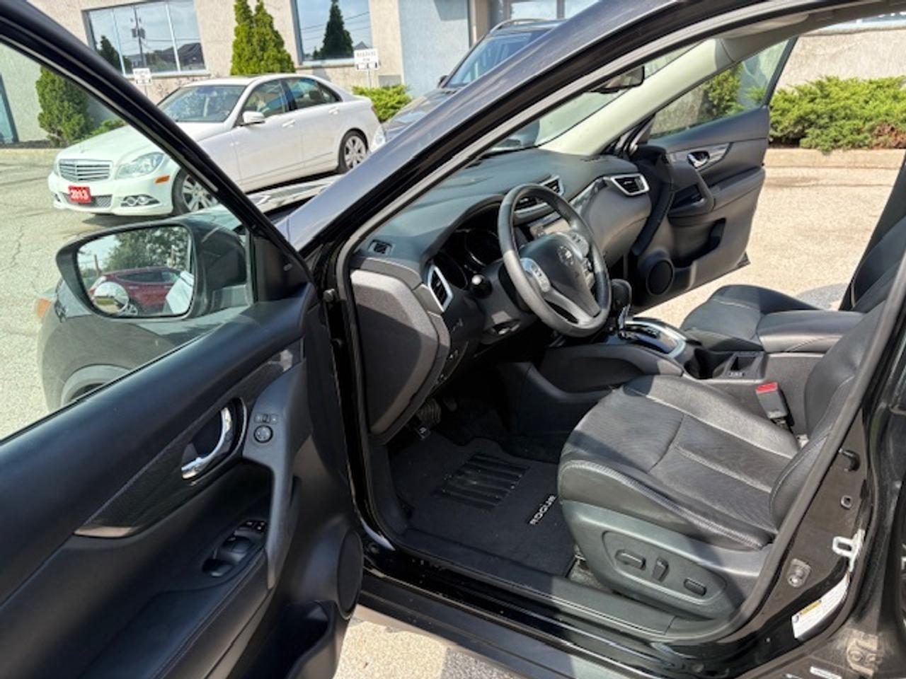 2016 Nissan Rogue AWD 4dr SL LOADED Photo