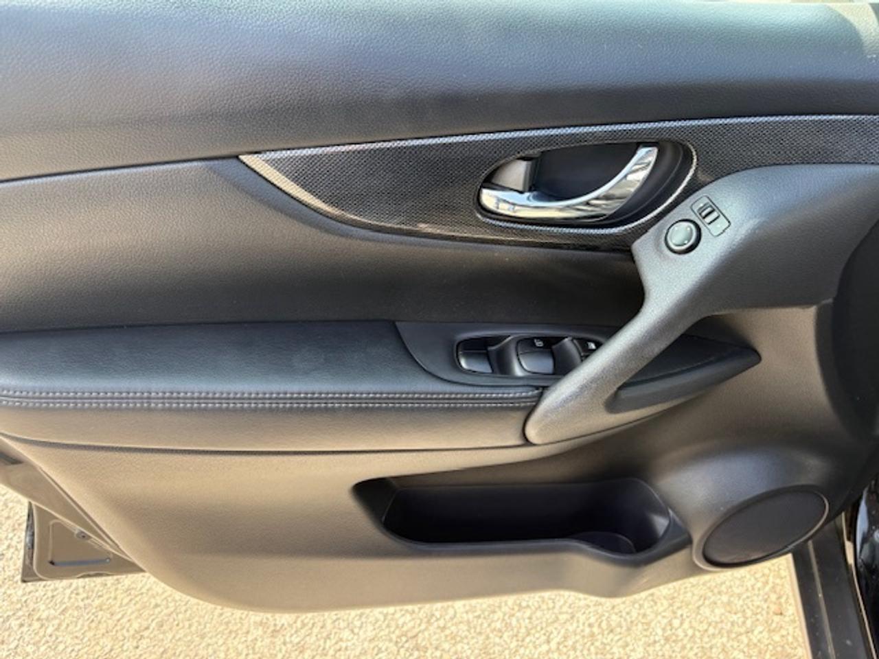 2016 Nissan Rogue AWD 4dr SL LOADED Photo