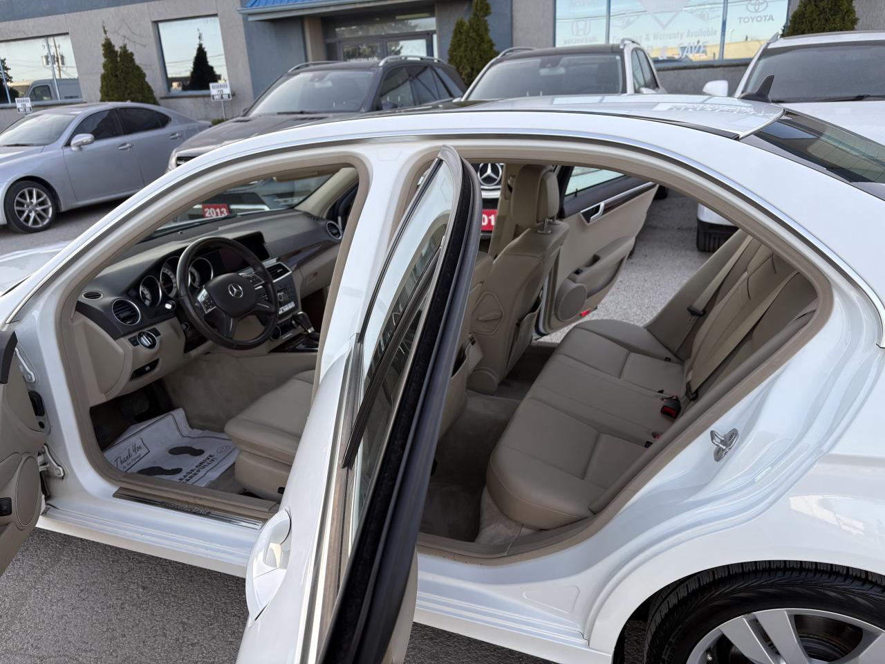 2013 Mercedes-Benz C-Class 4dr Sdn C 300 4MATIC Photo
