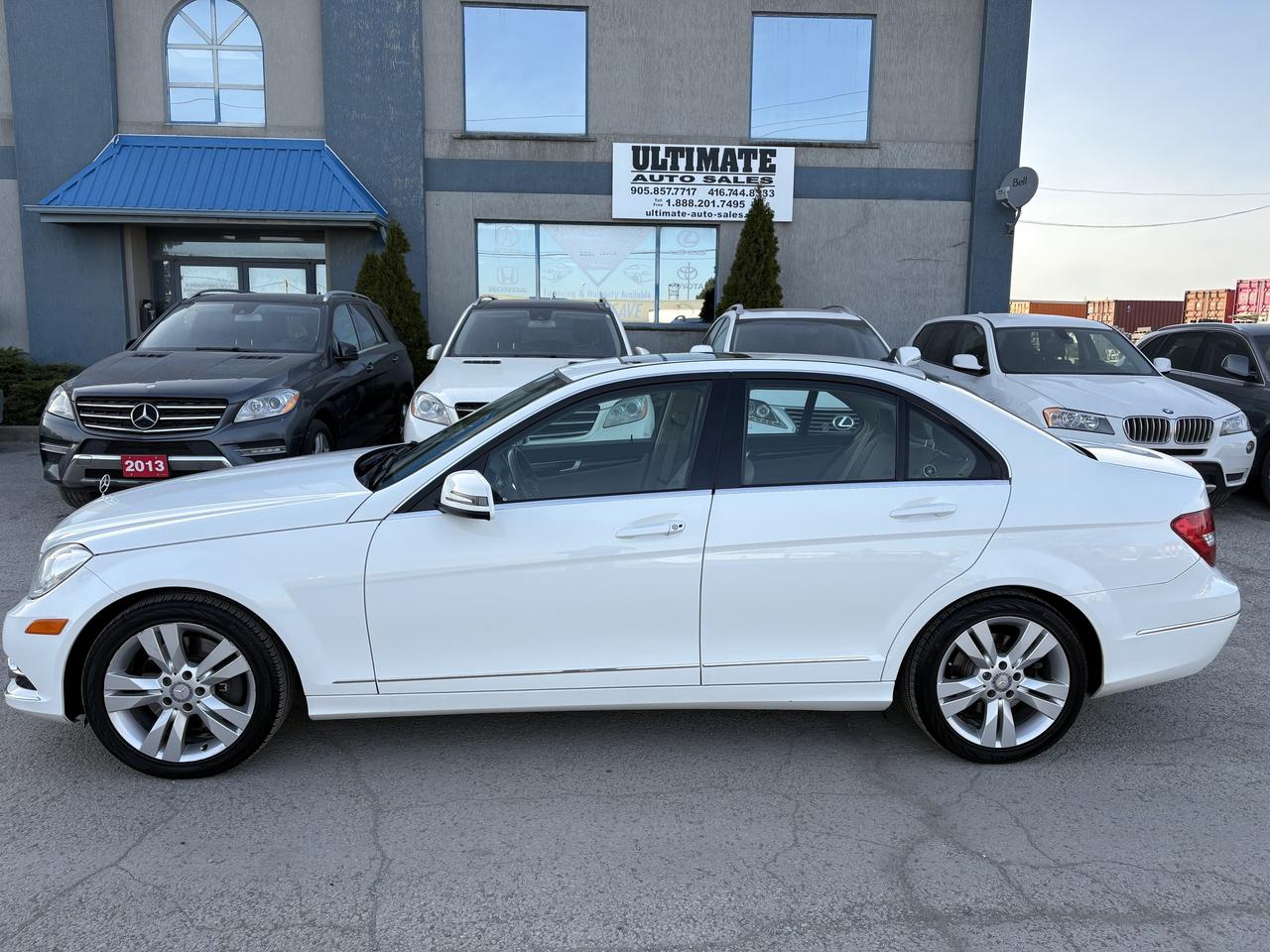 2013 Mercedes-Benz C-Class 4dr Sdn C 300 4MATIC Photo2