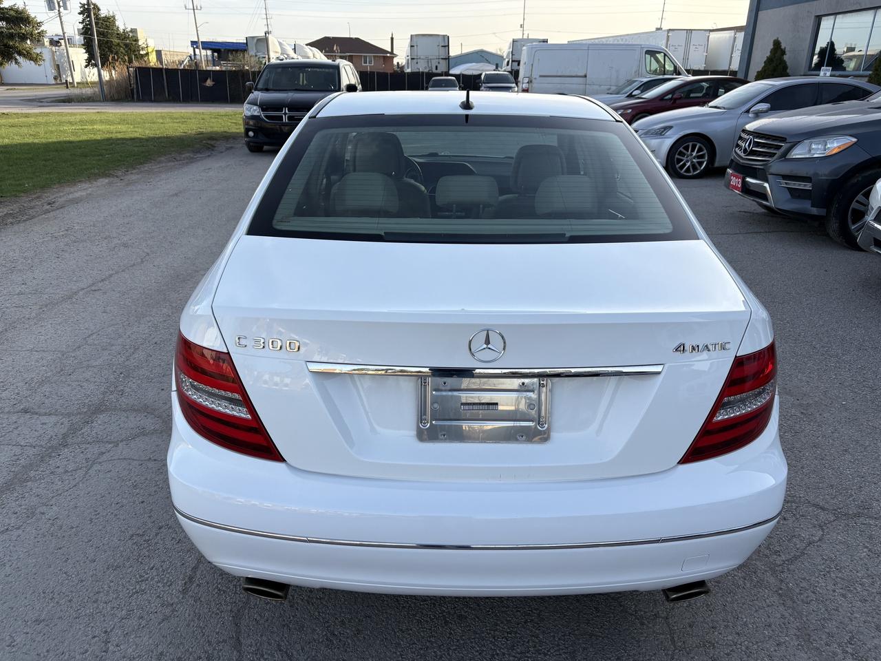 2013 Mercedes-Benz C-Class 4dr Sdn C 300 4MATIC Photo