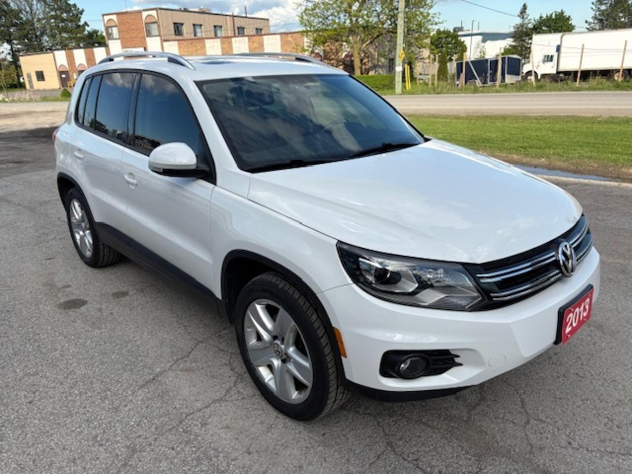 2013 Volkswagen Tiguan 4 Motion Comfortline Photo