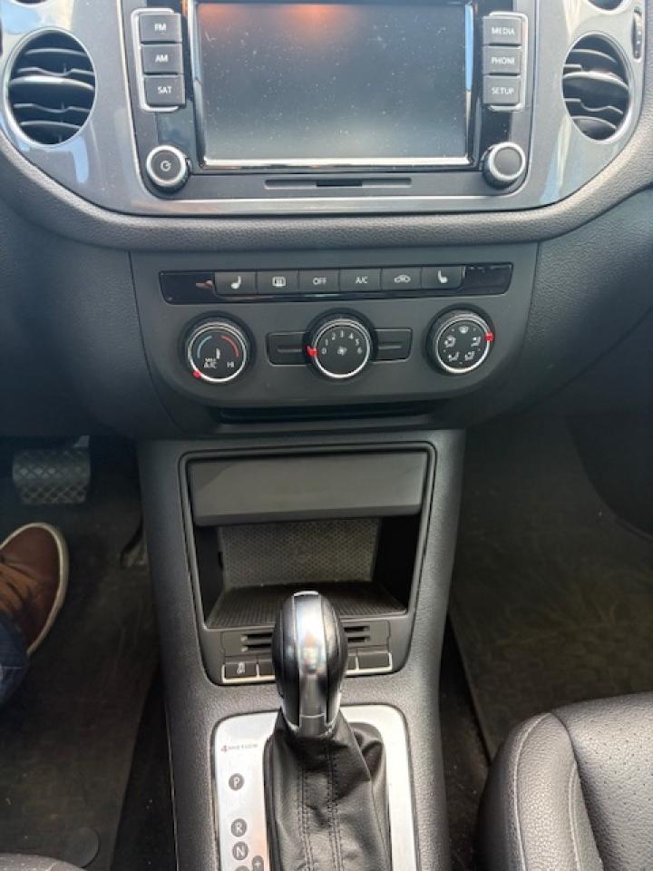 2013 Volkswagen Tiguan 4 Motion Comfortline Photo