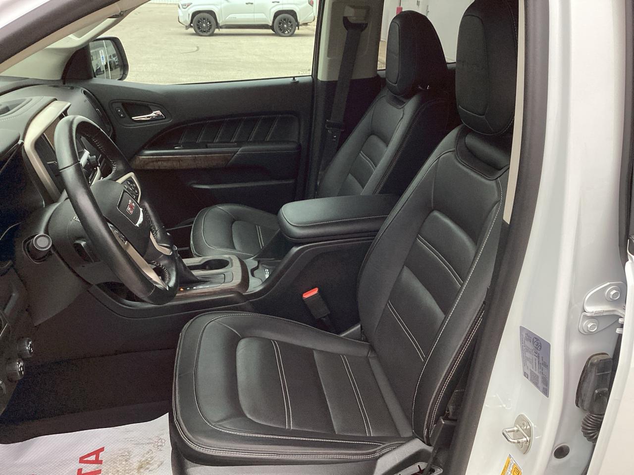 2022 GMC Canyon 4WD Crew Cab Denali Photo