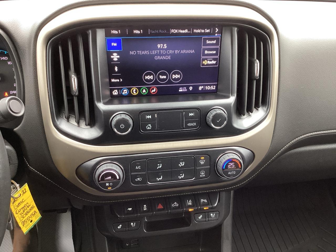 2022 GMC Canyon 4WD Crew Cab Denali Photo4