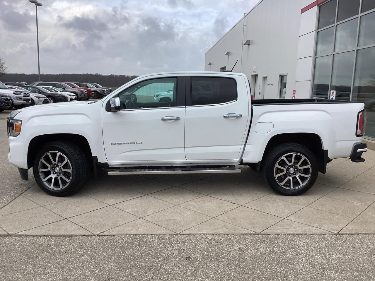 2022 GMC Canyon 4WD Crew Cab Denali Photo