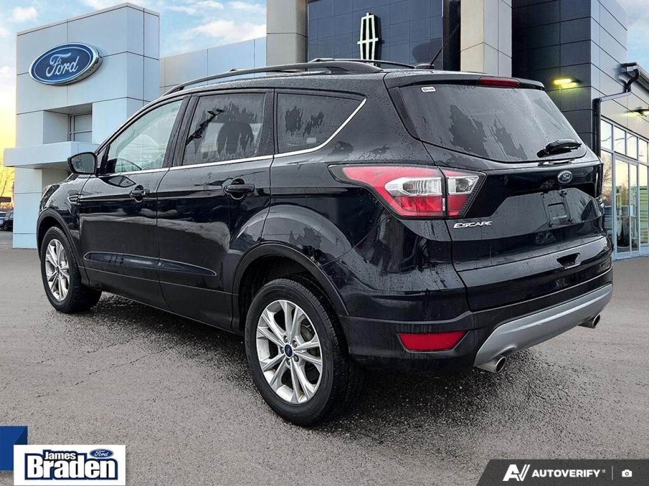 2017 Ford Escape SE   4WD   HEATED SEATS Photo