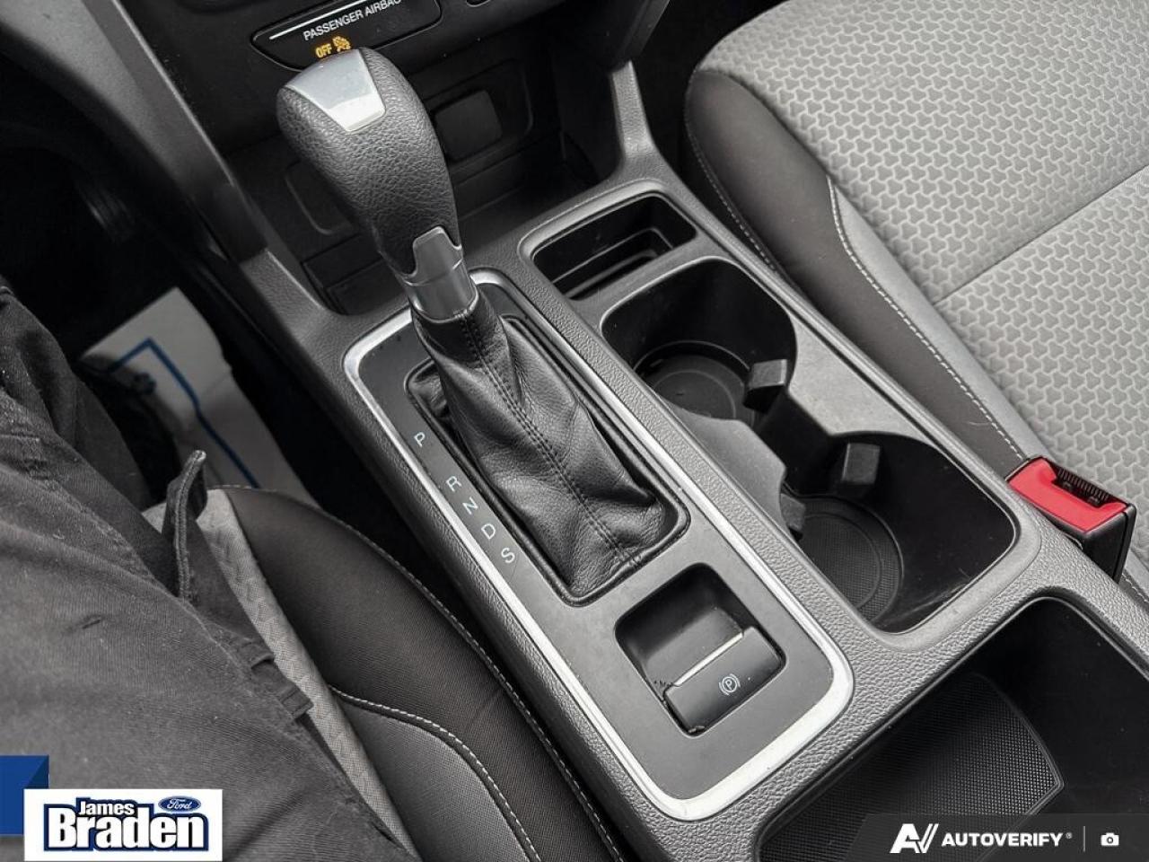 2017 Ford Escape SE   4WD   HEATED SEATS Photo