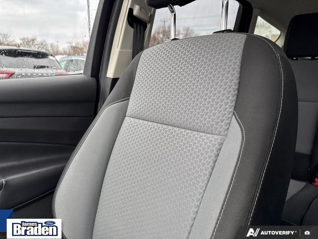 2017 Ford Escape SE   4WD   HEATED SEATS Photo