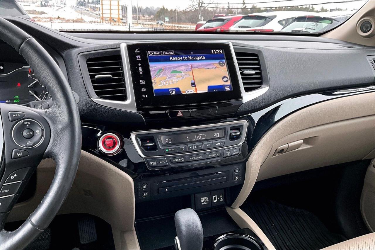 2017 Honda Ridgeline Touring AWD   Fully Loaded   Heated Leather Seats Photo