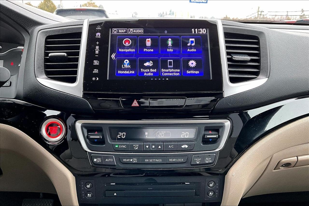 2017 Honda Ridgeline Touring AWD   Fully Loaded   Heated Leather Seats Photo