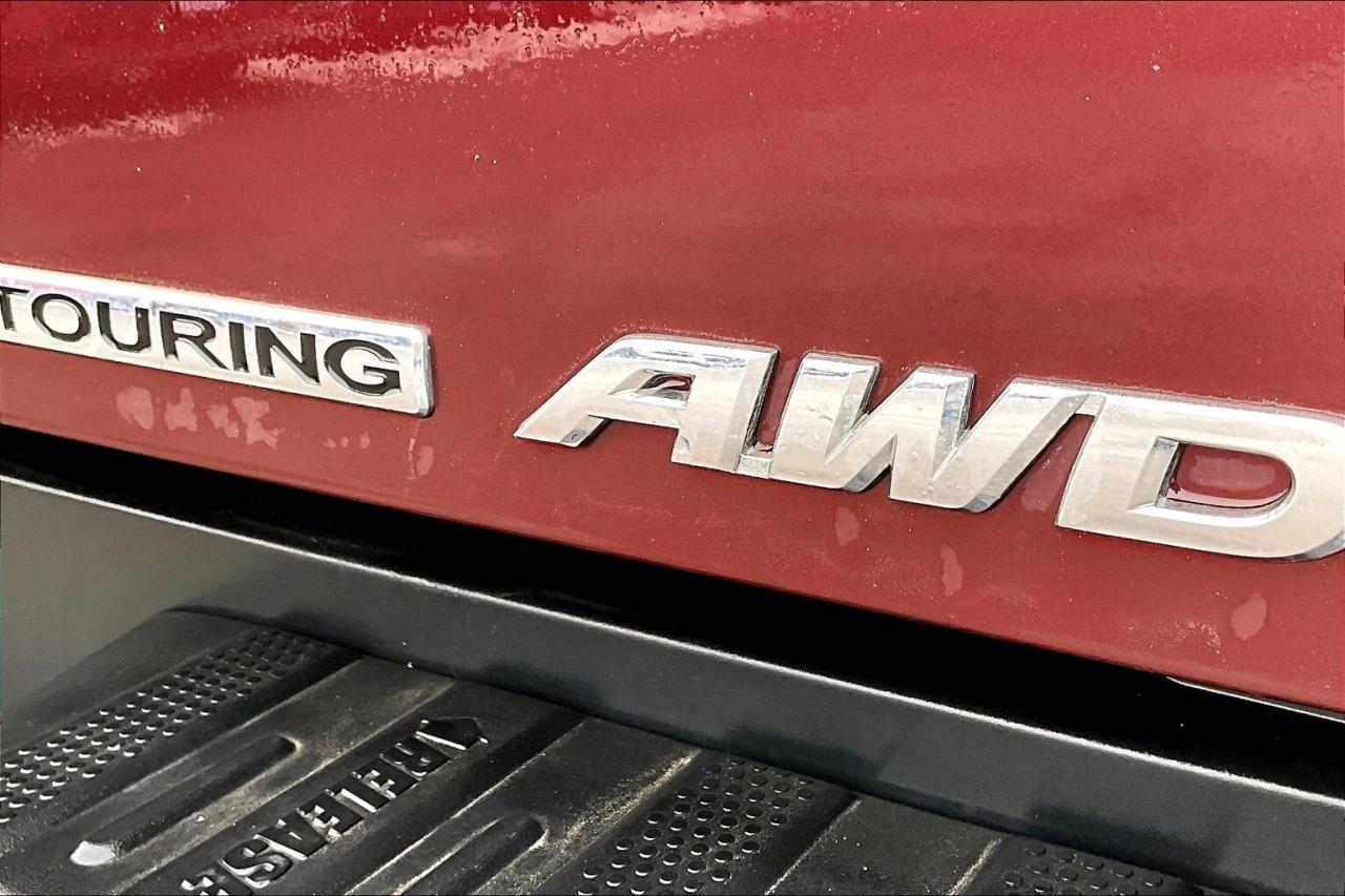 2017 Honda Ridgeline Touring AWD   Fully Loaded   Heated Leather Seats Photo