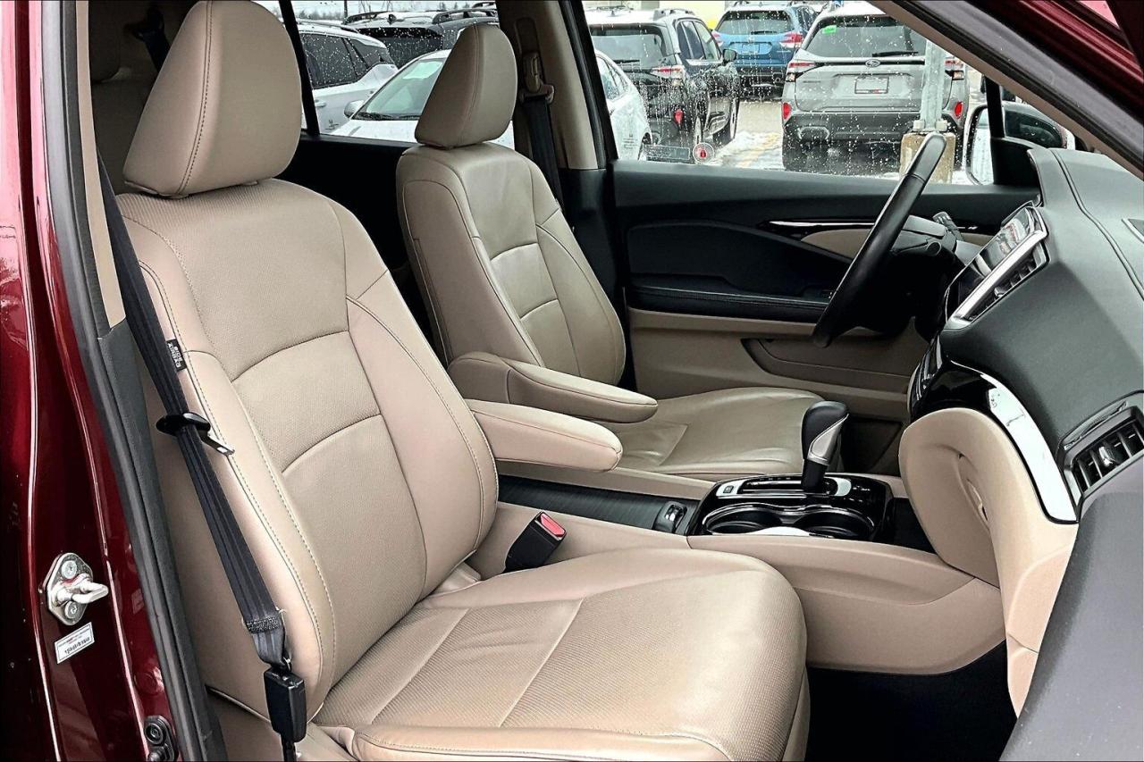 2017 Honda Ridgeline Touring AWD   Fully Loaded   Heated Leather Seats Photo