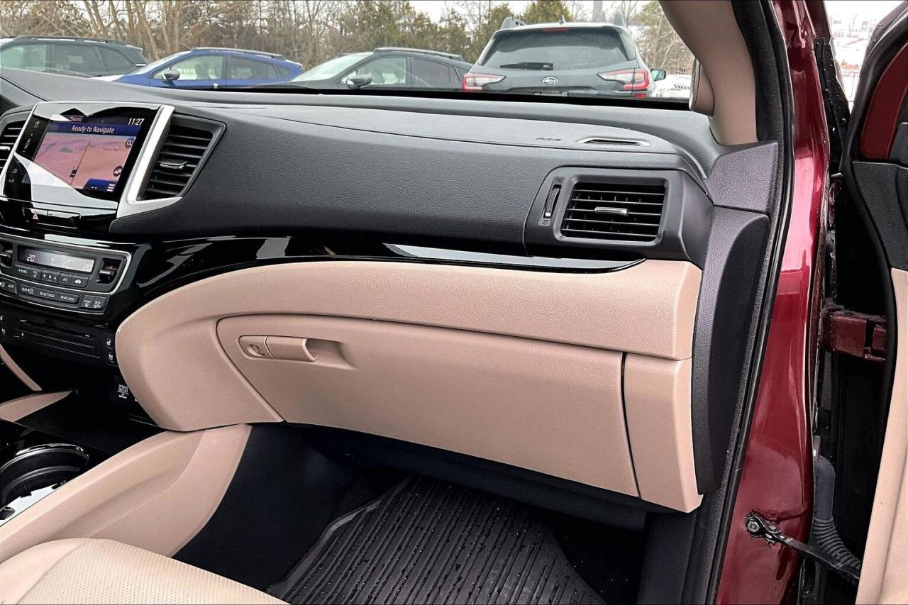 2017 Honda Ridgeline Touring AWD   Fully Loaded   Heated Leather Seats Photo