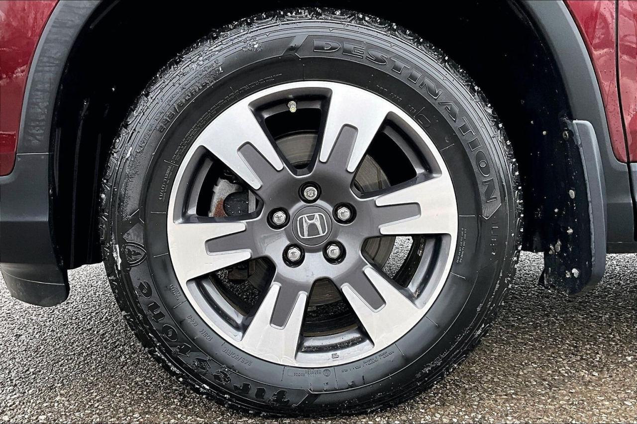 2017 Honda Ridgeline Touring AWD   Fully Loaded   Heated Leather Seats Photo