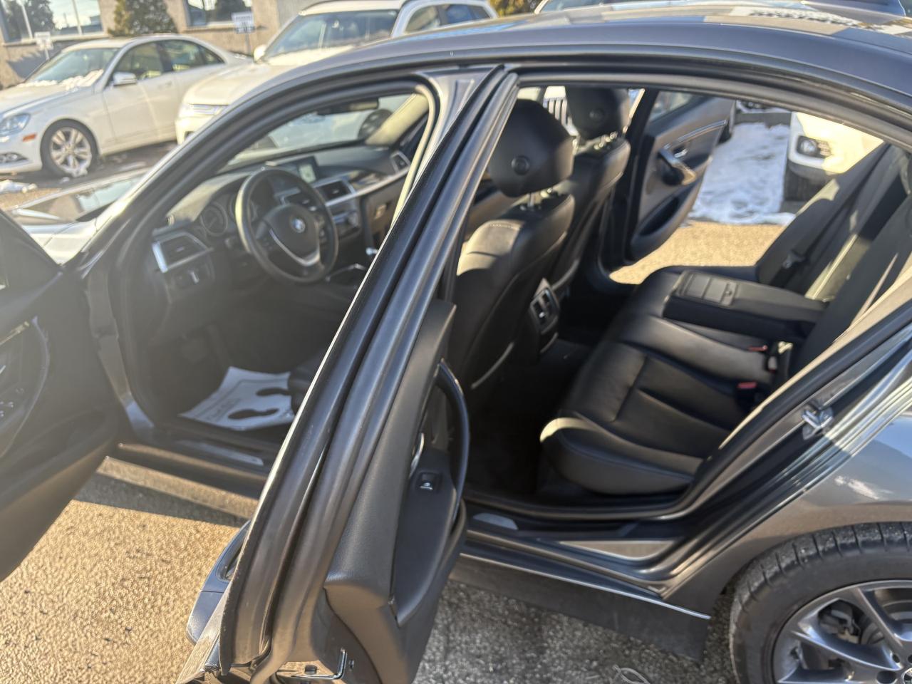 2016 BMW 328i xDrive Fully loaded Photo