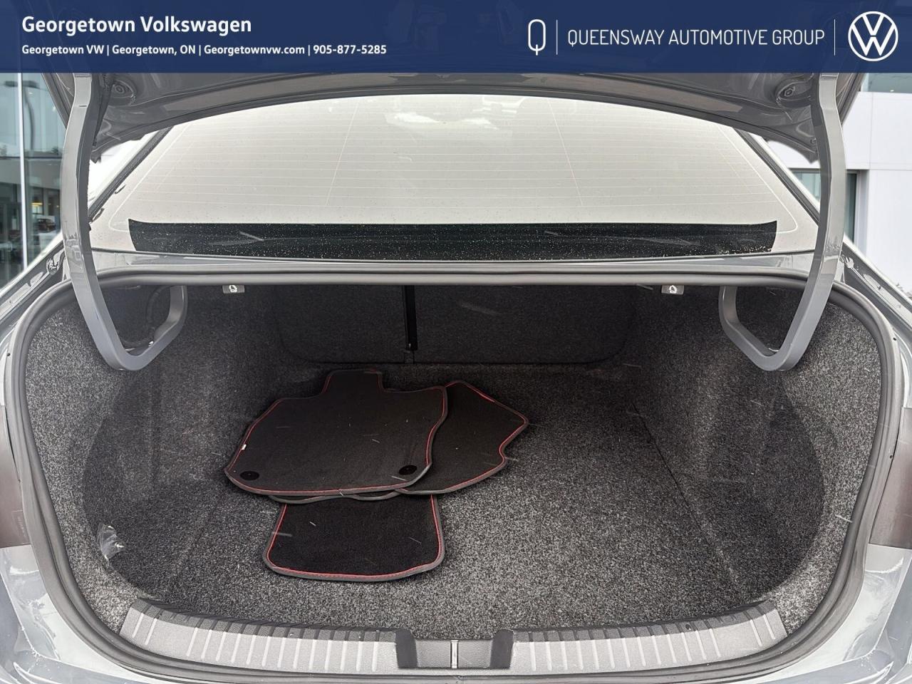 2024 Volkswagen Jetta GLI Base FWD   Carplay   Pano Roof   Remote Start   CP Photo