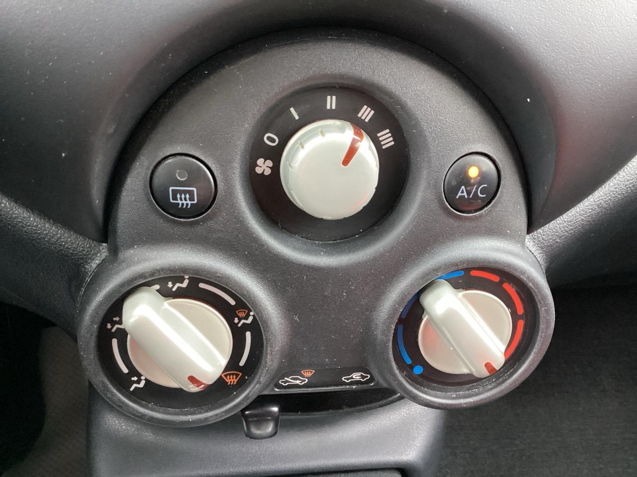 2015 Nissan Micra HB S Photo