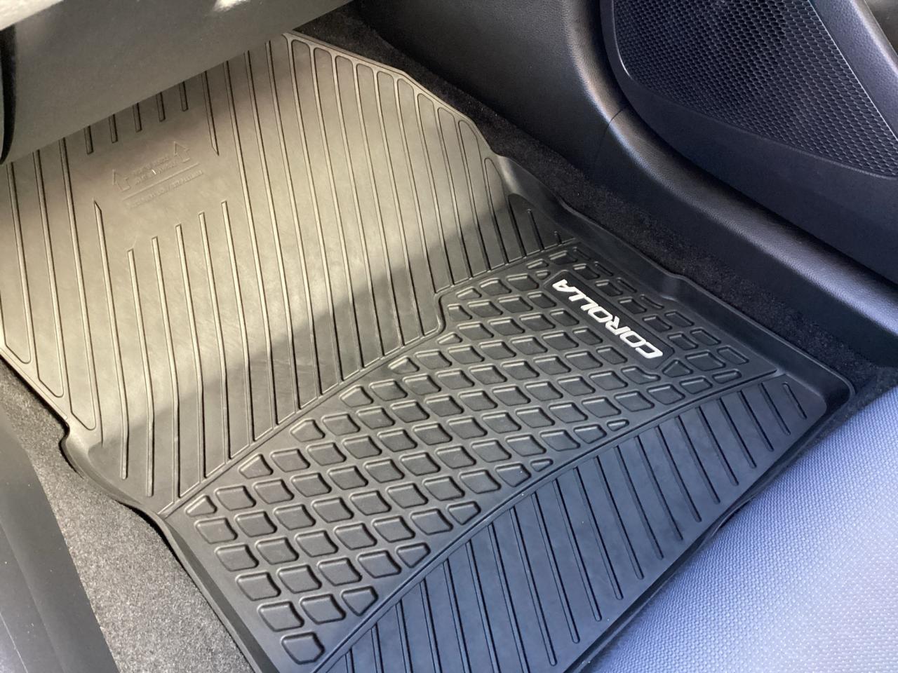 2022 Toyota Corolla Hybrid Photo