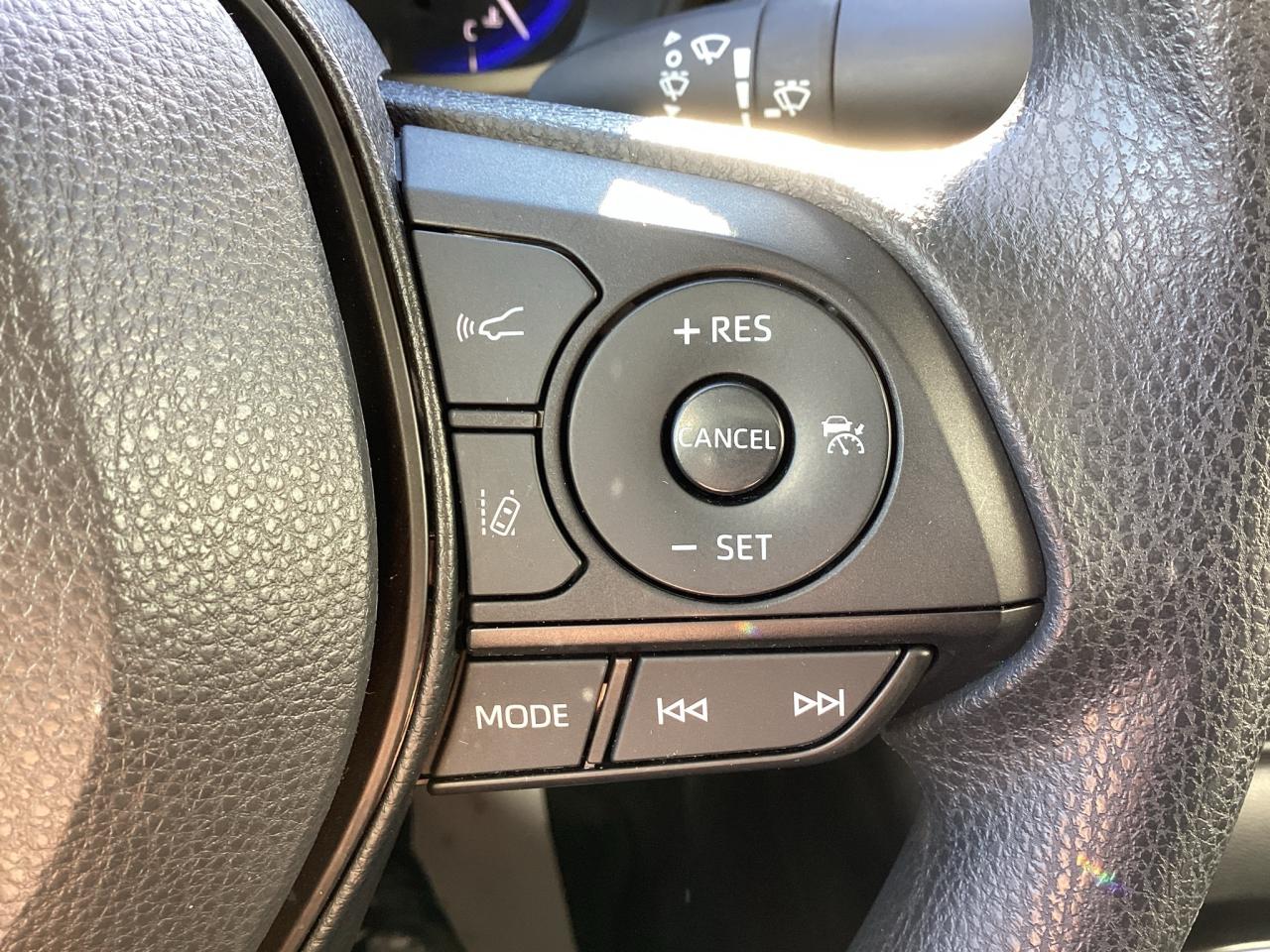 2022 Toyota Corolla Hybrid Photo