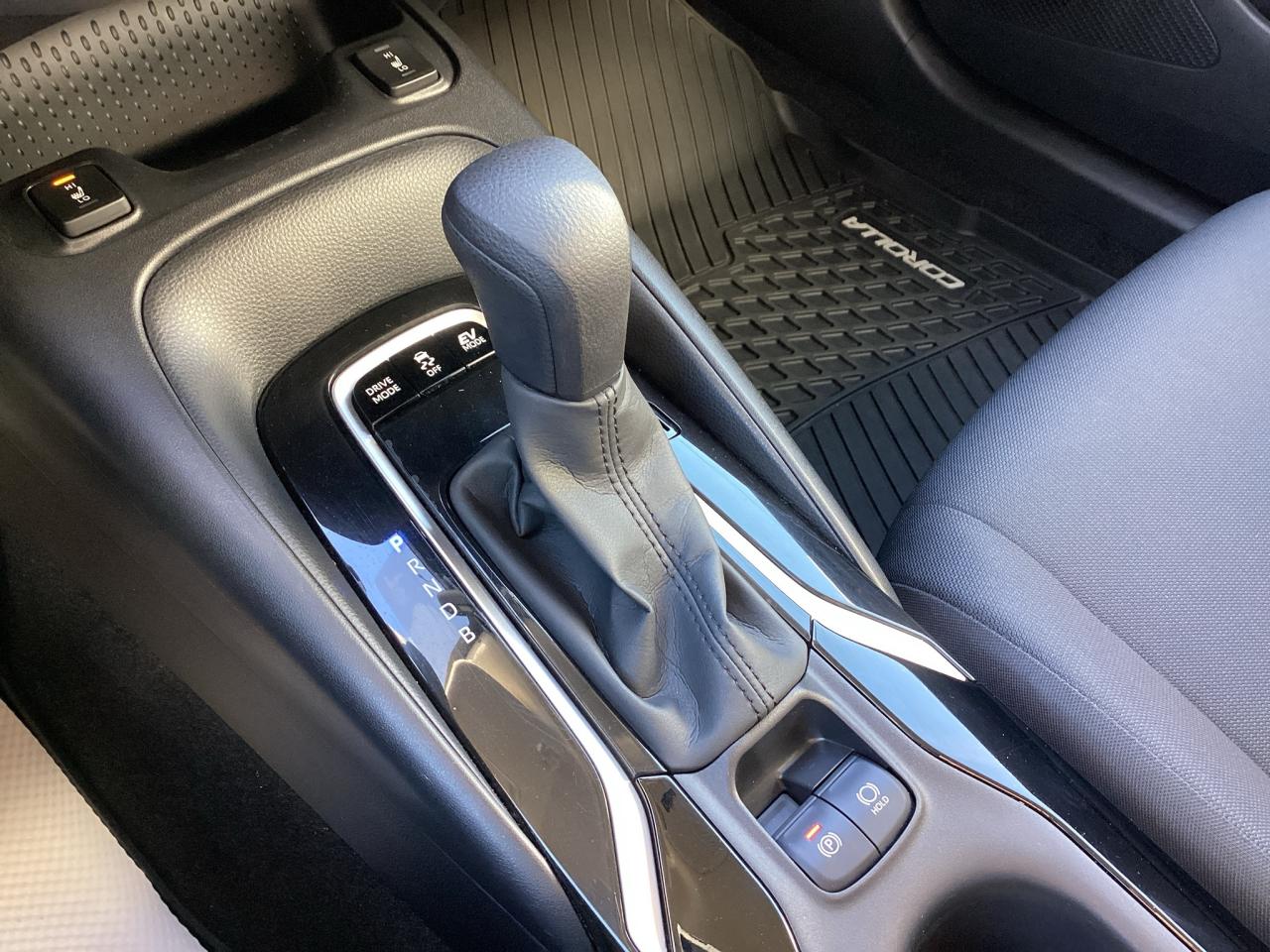 2022 Toyota Corolla Hybrid Photo