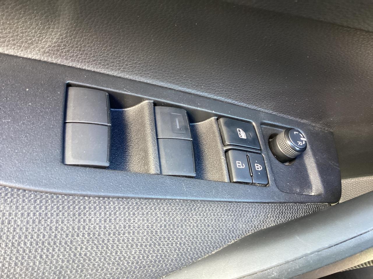 2022 Toyota Corolla Hybrid Photo