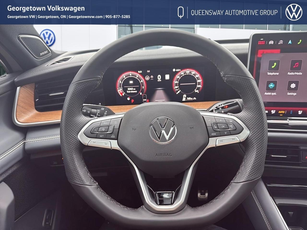 2025 Volkswagen Tiguan Highline R-Line   Massage Seats   Remote Strt   Ce Photo