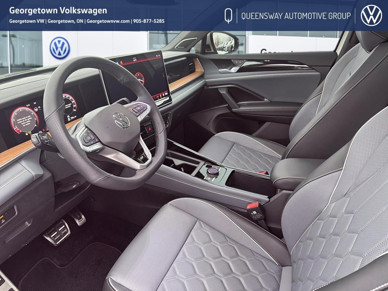 2025 Volkswagen Tiguan Highline R-Line   Massage Seats   Remote Strt   Ce Photo
