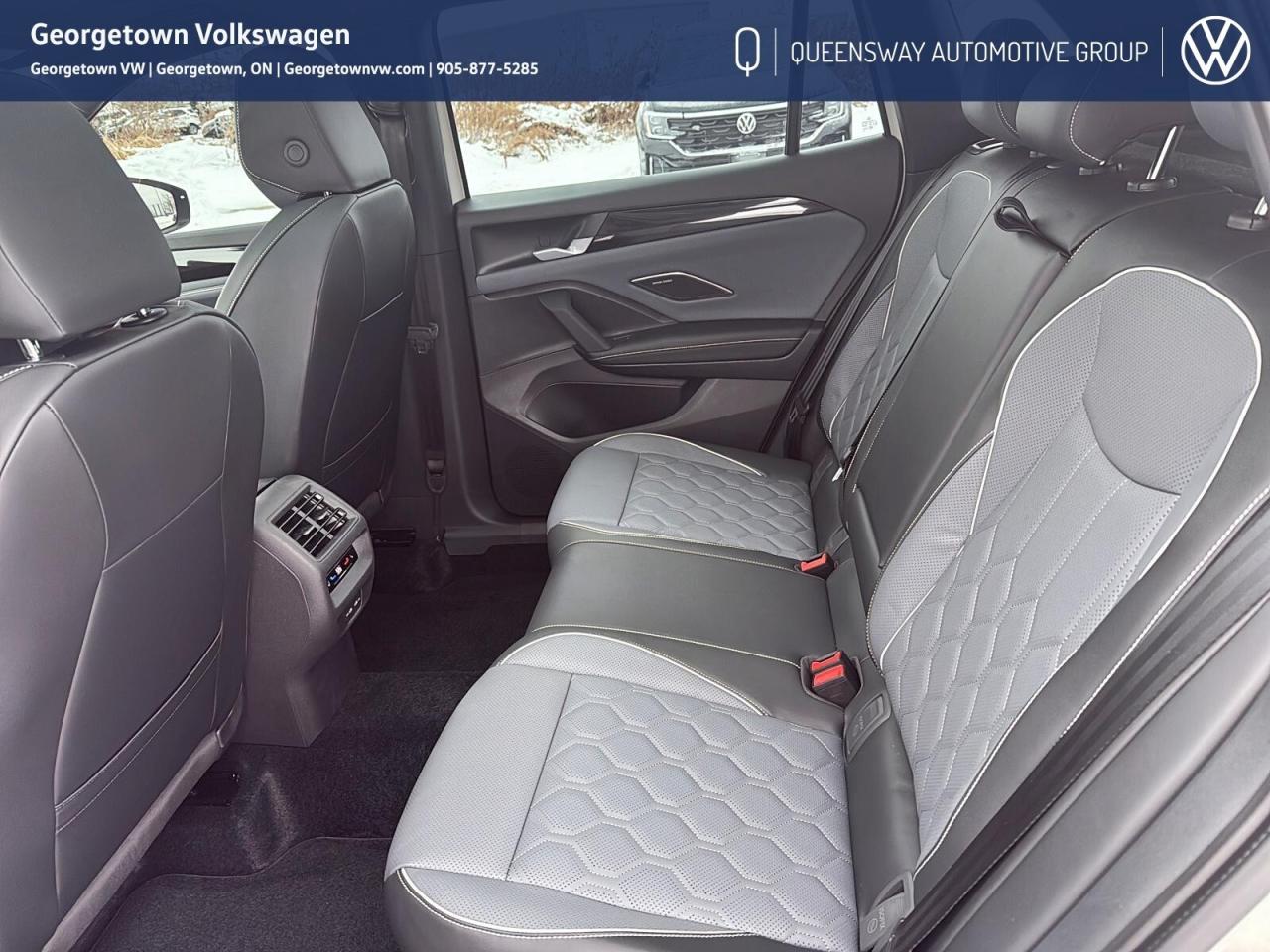 2025 Volkswagen Tiguan Highline R-Line   Massage Seats   Remote Strt   Ce Photo