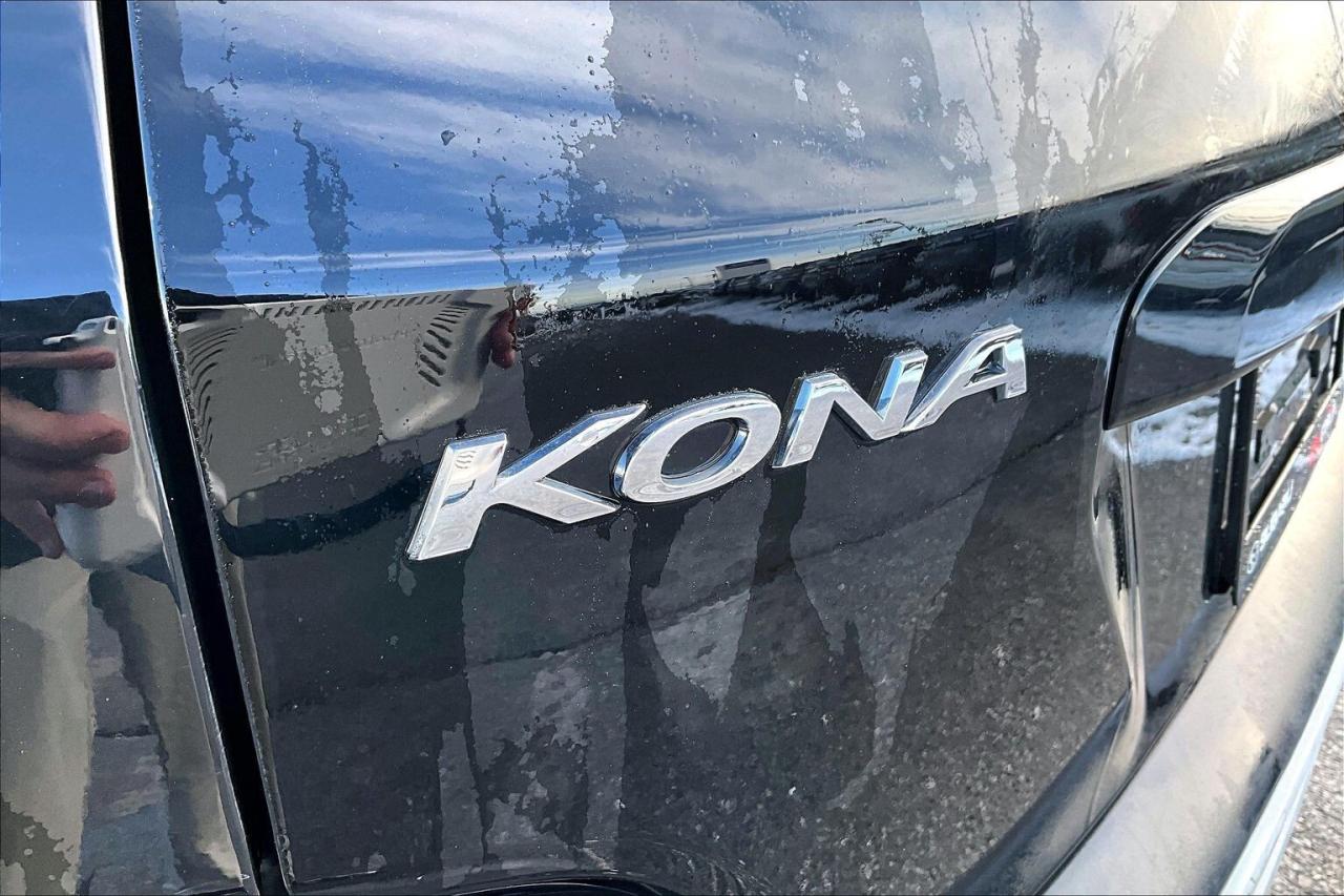 2022 Hyundai KONA Preferred AWD   Heated Seats/Steering   CarPlay Photo