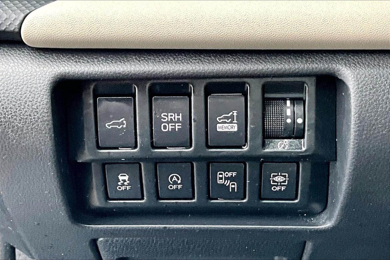 2022 Subaru Forester Limited AWD - CPO 3.99% FINANCING Photo