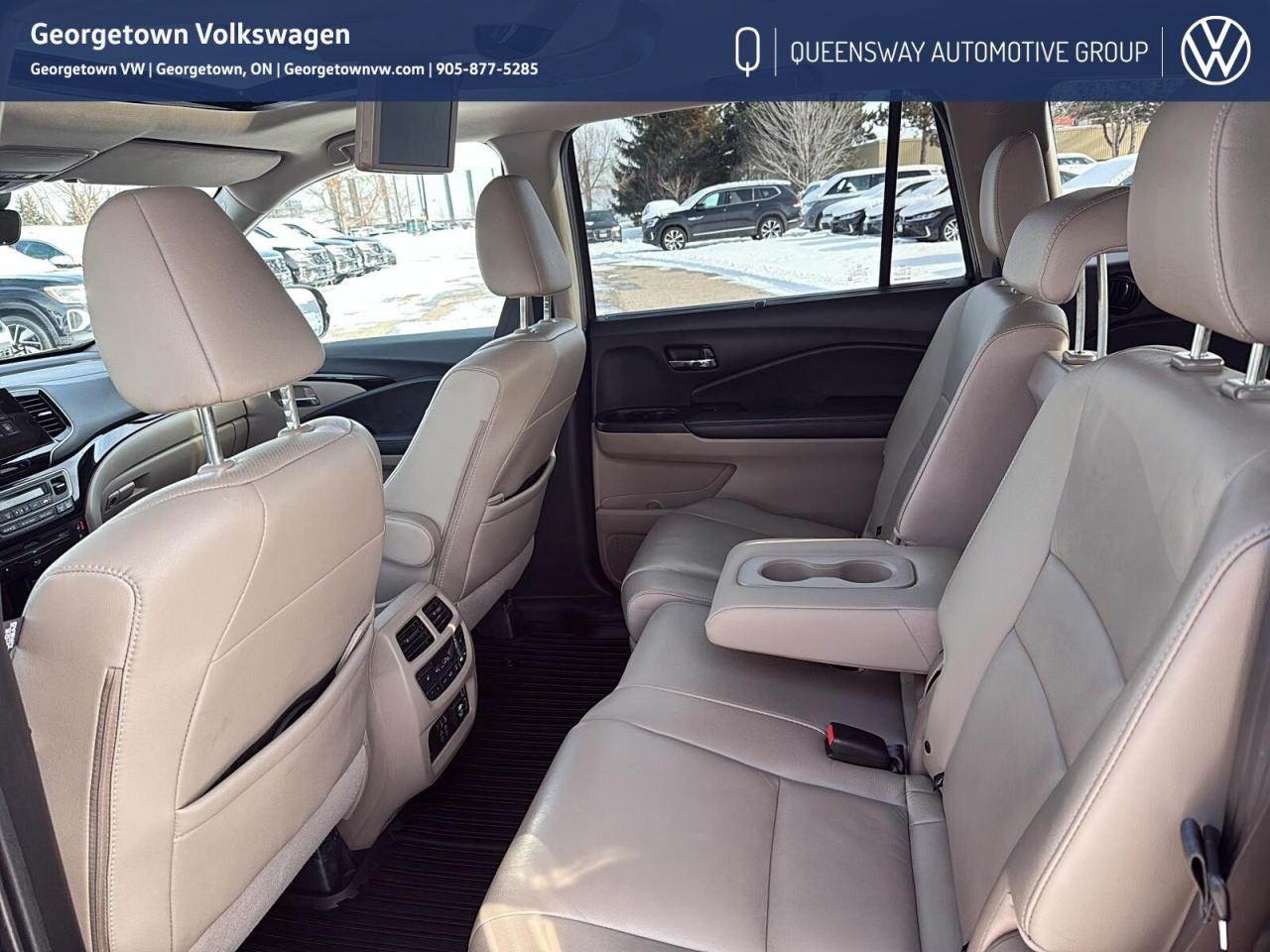 2021 Honda Pilot Touring 8 Passenger   Rear Ent. System   Winter Ti Photo