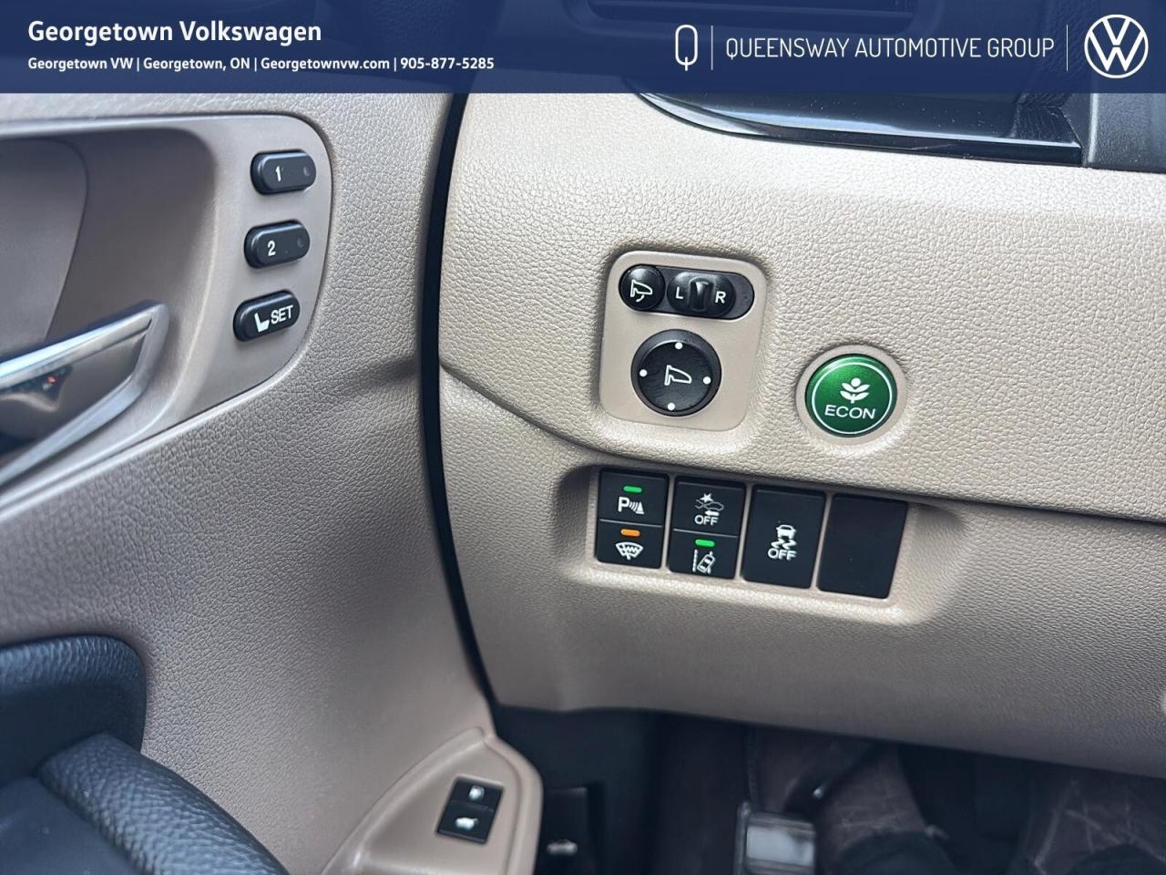 2021 Honda Pilot Touring 8 Passenger   Rear Ent. System   Winter Ti Photo