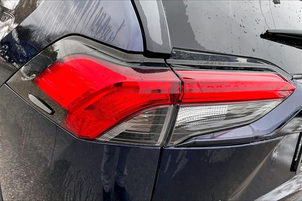 2021 Toyota RAV4 XLE AWD   Premium Package   Leather   Sunroof Photo