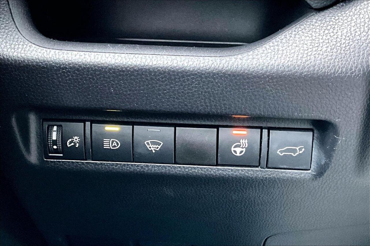 2021 Toyota RAV4 XLE AWD   Premium Package   Leather   Sunroof Photo