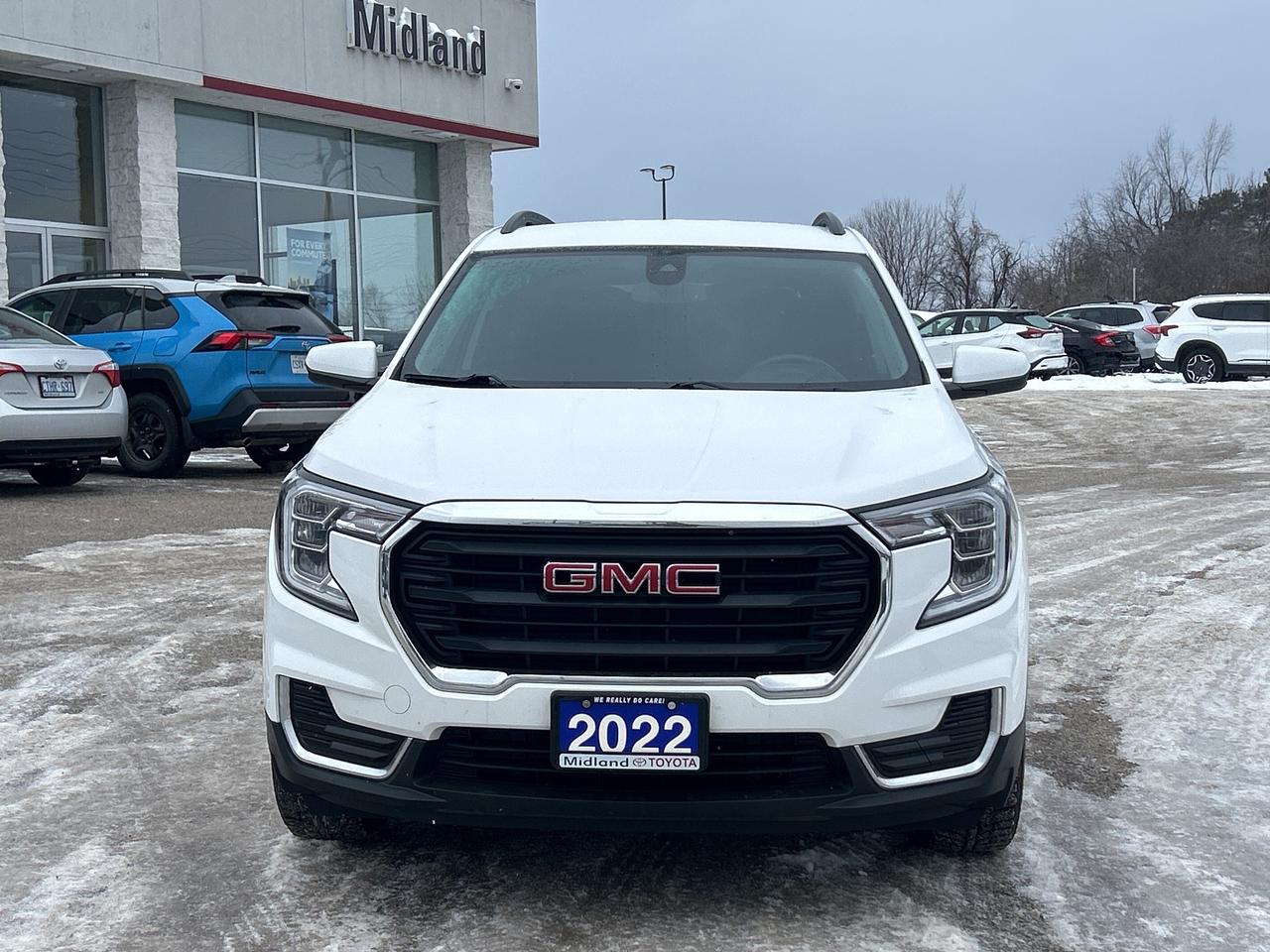 2022 GMC Terrain SLE   Remote Start   Front Heated Seats   LOW KM Photo