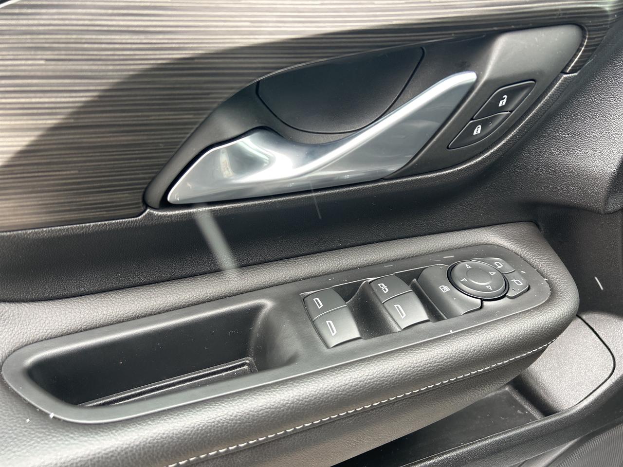 2022 GMC Terrain SLE   Remote Start   Front Heated Seats   LOW KM Photo