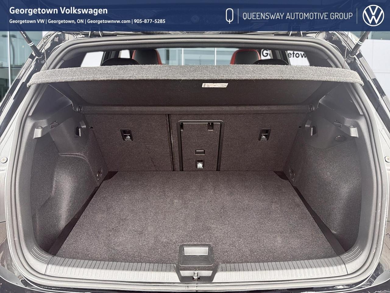 2024 Volkswagen Golf GTI Performance Carplay   Pano Roof   Winter Tires Photo