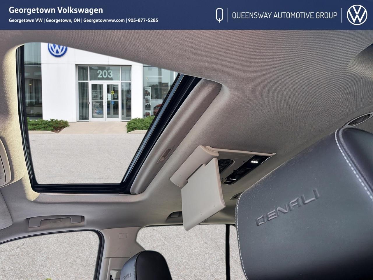 2018 GMC Yukon Denali 4x4   Rear Ent. System   Bose Audio   Remot Photo