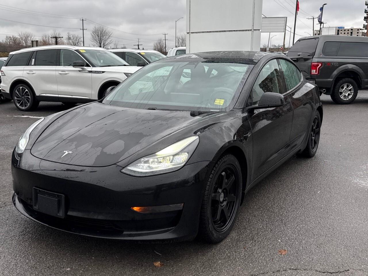 2021 Tesla Model 3 STANDARD RANGE PLUS   ONE OWNER   ACCIDENT FREE Photo