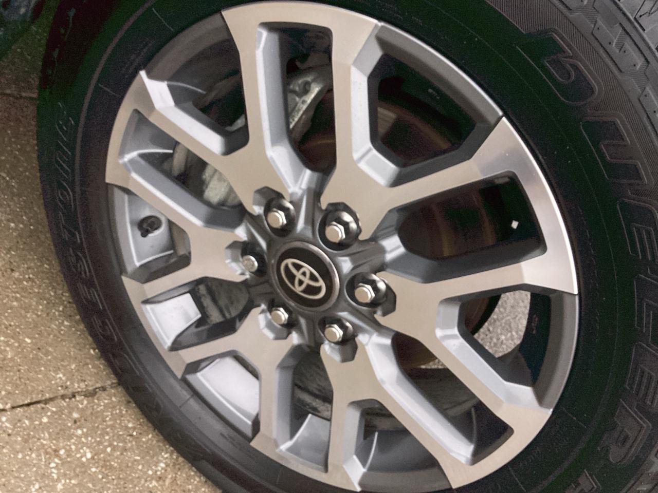 2025 Toyota Tundra 4x4 Crewmax Platinum Hybrid Photo