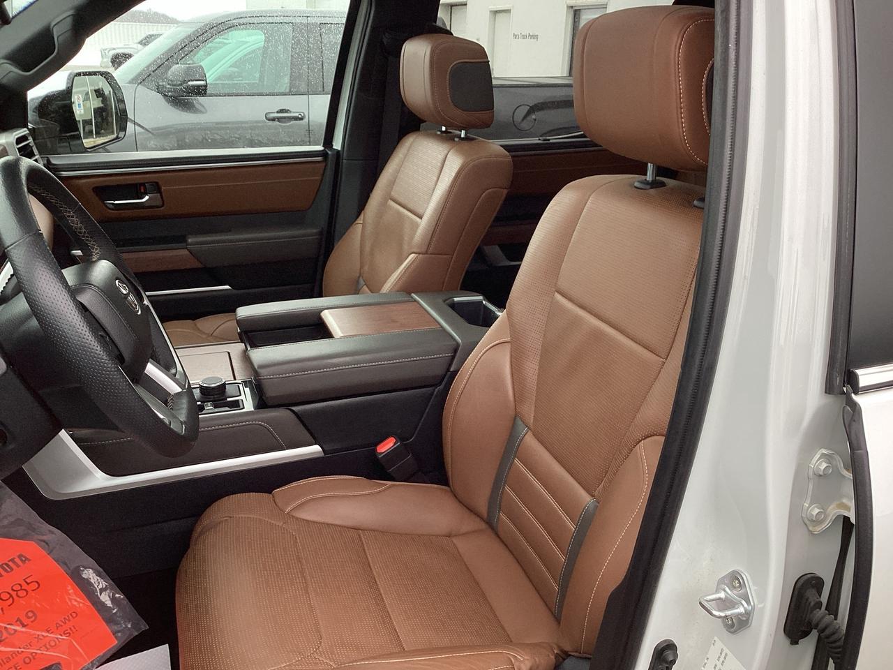2025 Toyota Tundra Platinum Hybrid Photo