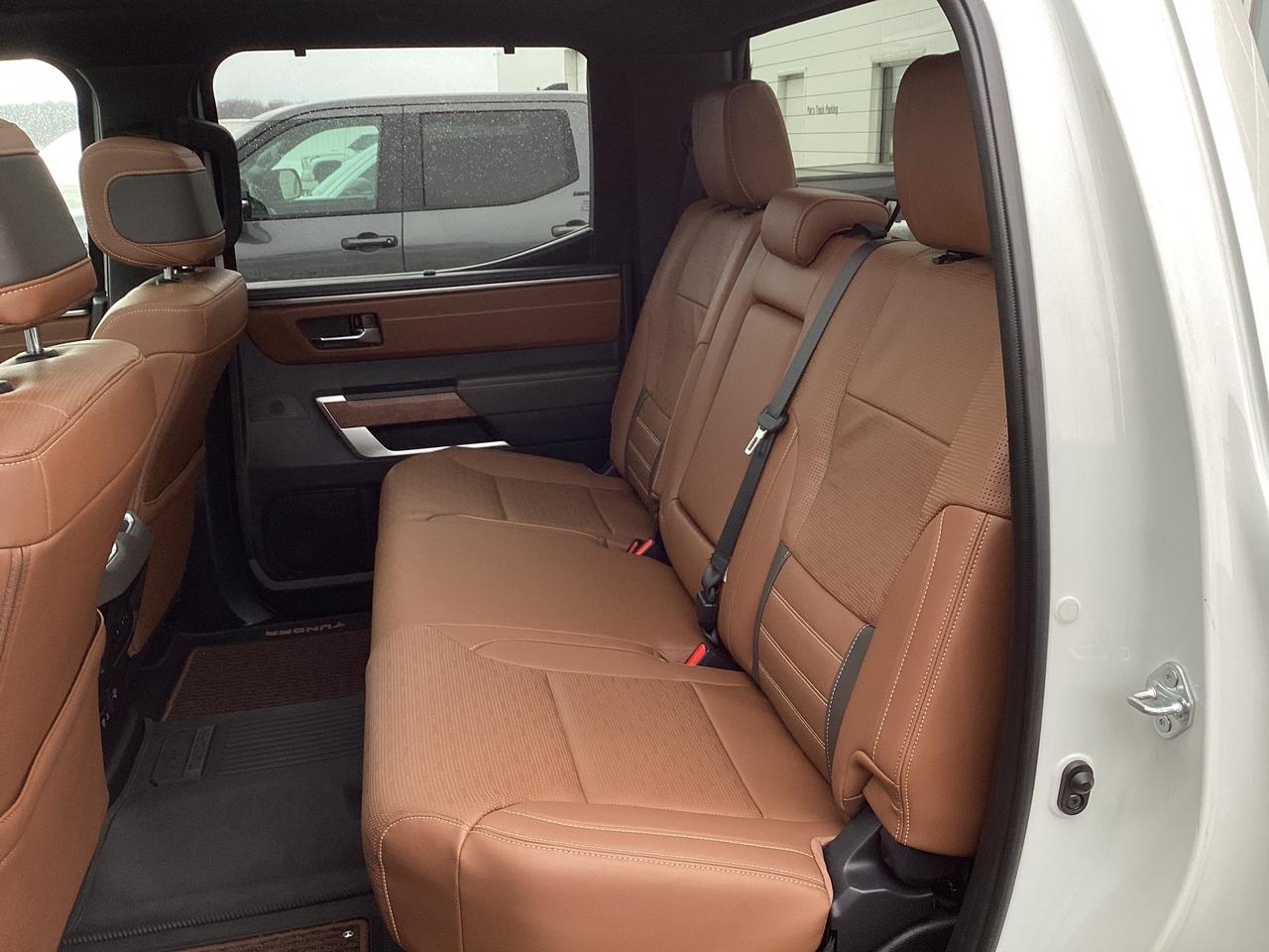 2025 Toyota Tundra Platinum Hybrid Photo