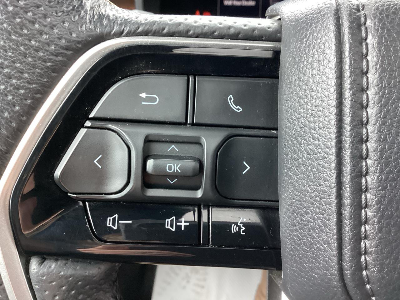 2025 Toyota Tundra Platinum Hybrid Photo