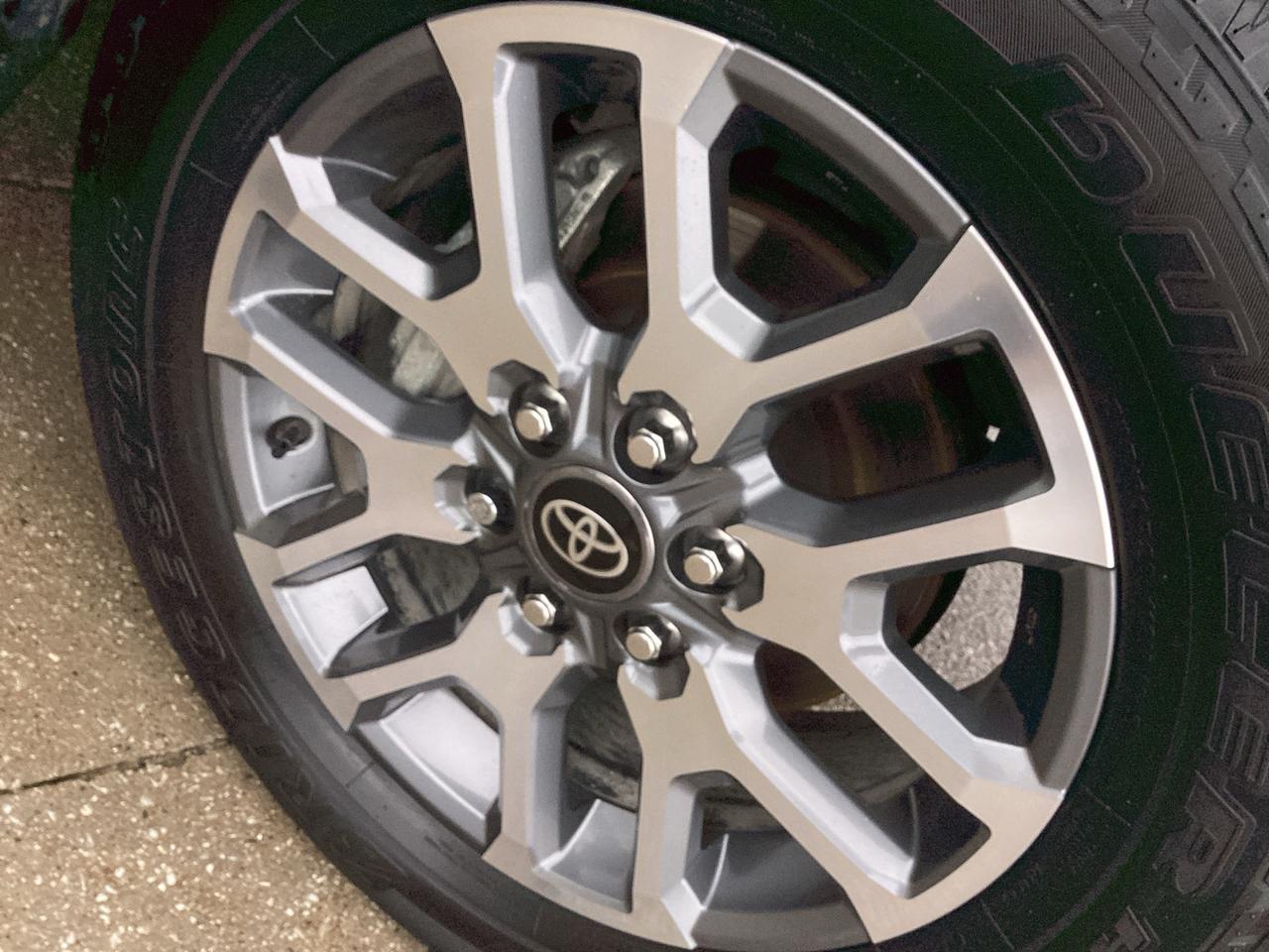 2025 Toyota Tundra Platinum Hybrid Photo