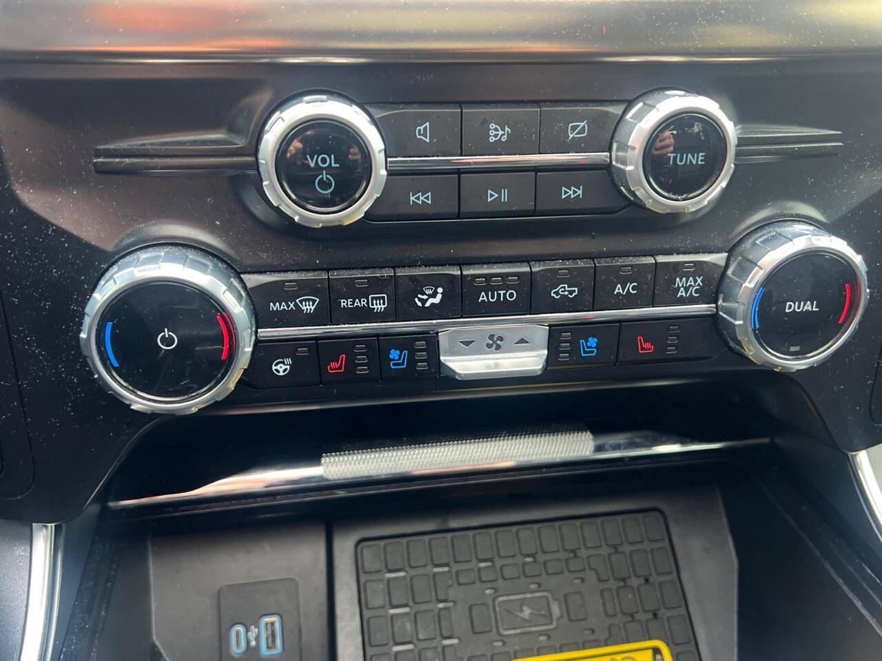 2023 Ford F-150 RAPTOR   CARBON FIBRE PKG   FORGED ALUMINUM WHEELS Photo