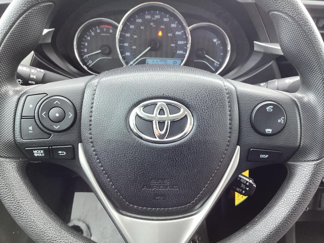 2016 Toyota Corolla LE Photo