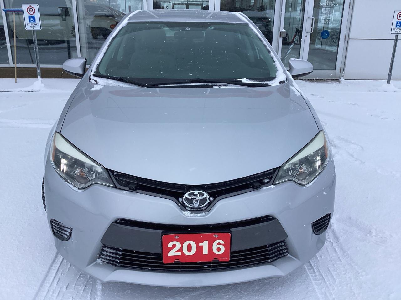 2016 Toyota Corolla LE Photo