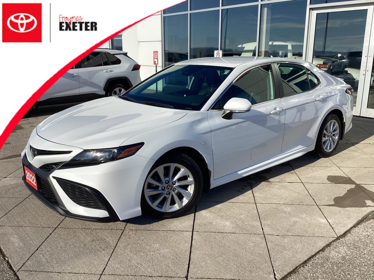 2022 Toyota Camry SE Auto Photo