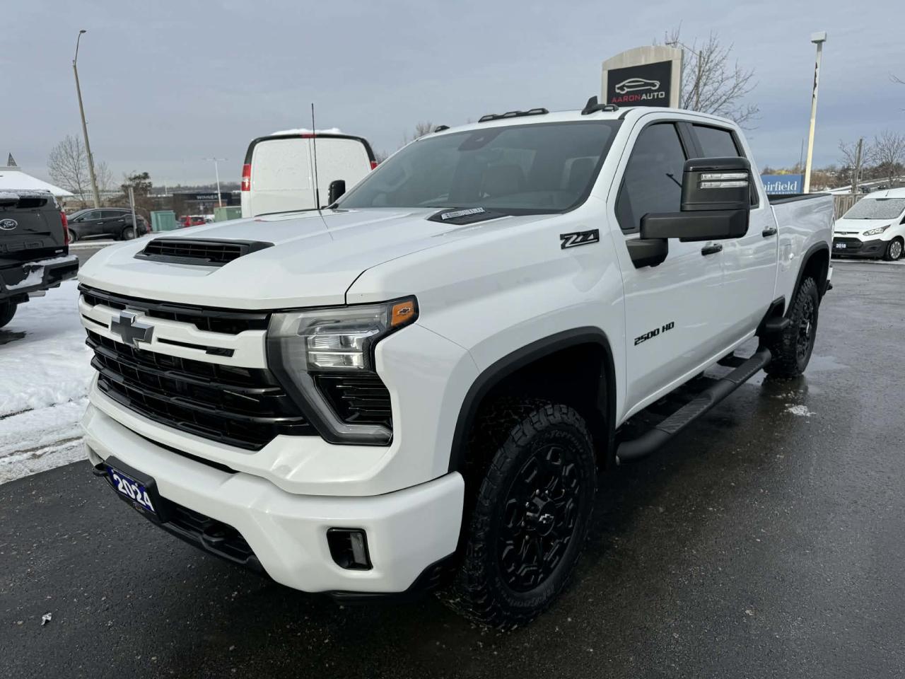 2024 Chevrolet SILVERADO 2500HD 4WD Crew Cab LT Z71 Diesel Photo